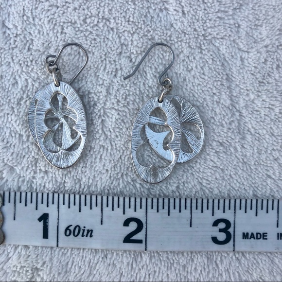 Starfish Earrings Silver Dangle with Floral Pattern Oval - Picture 5 of 8